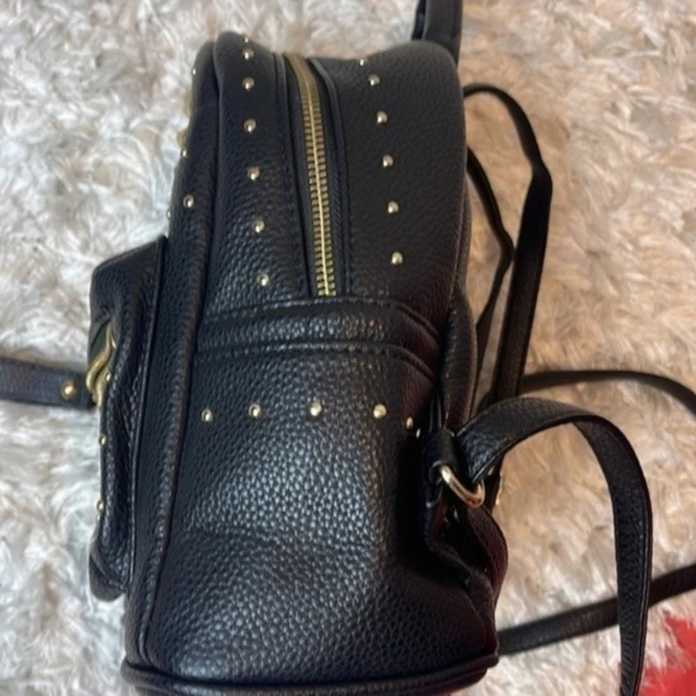 Jing‎ Pi Ju Studded Faux Leather Zip Trendy Design Backpack Purse